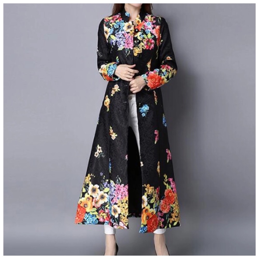 The Larke Floral Brocade Lightweight Jacket - Picture 3 of 8